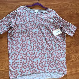 NWT LuLaRoe Irma Top Size Medium